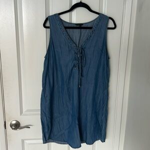 Like-New V-Neck Denim Sleeveless Dress - L